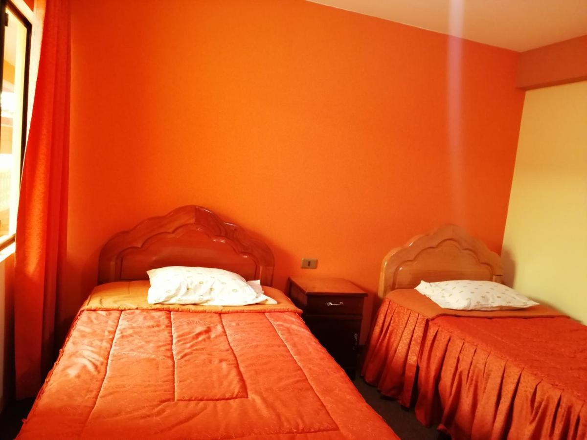 Olas Del Titicaca Backpackers Hostel Copacabana  Exterior photo