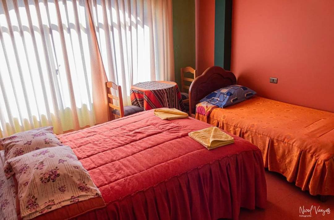 Olas Del Titicaca Backpackers Hostel Copacabana  Exterior photo